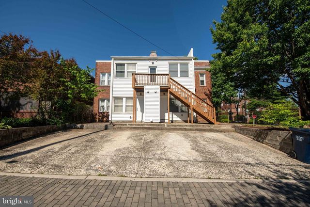 2241 40TH PL NW, Washington, DC 20007