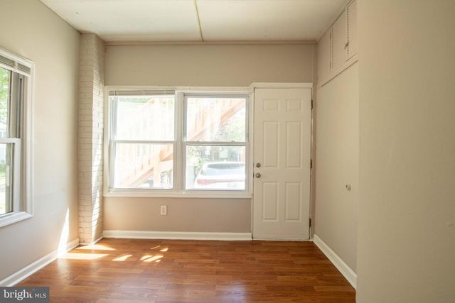 2241 40TH PL NW, Washington, DC 20007