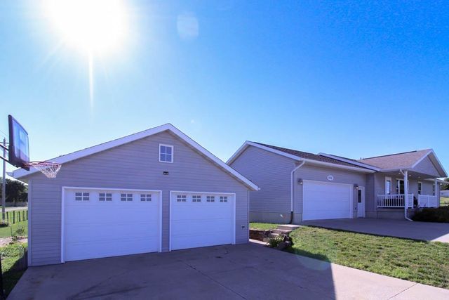 1301 1st Street, Grundy Center, IA 50638