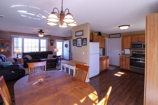 1301 1st Street, Grundy Center, IA 50638