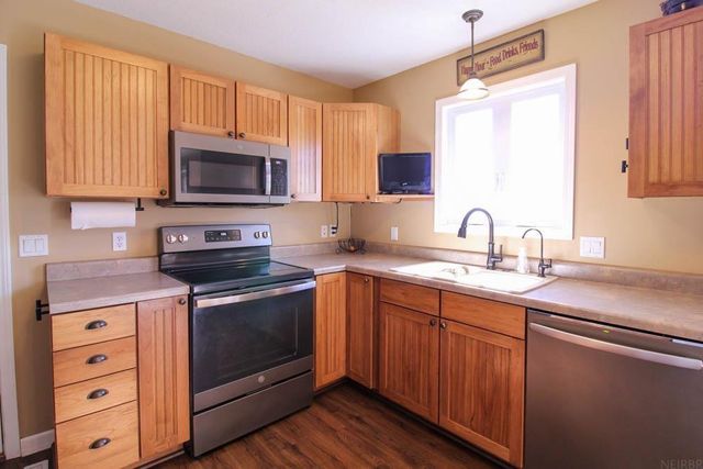1301 1st Street, Grundy Center, IA 50638
