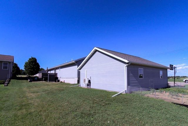 1301 1st Street, Grundy Center, IA 50638