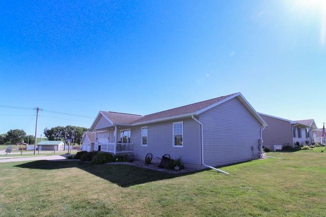 1301 1st Street, Grundy Center, IA 50638