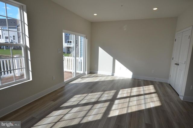 7569 DUNDEE RD, Windsor Mill, MD 21244