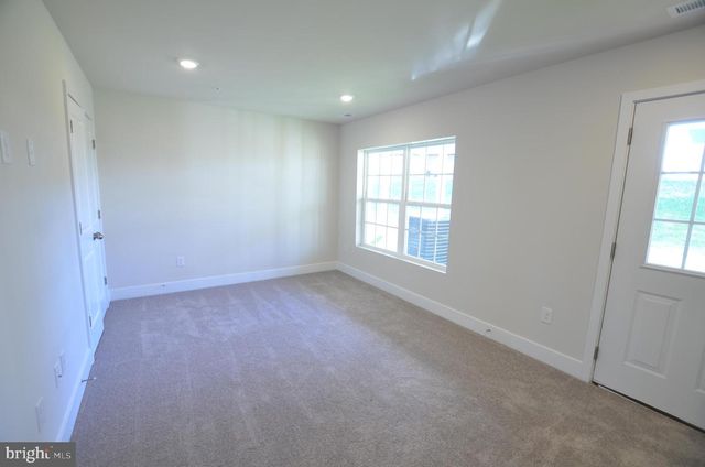 7569 DUNDEE RD, Windsor Mill, MD 21244