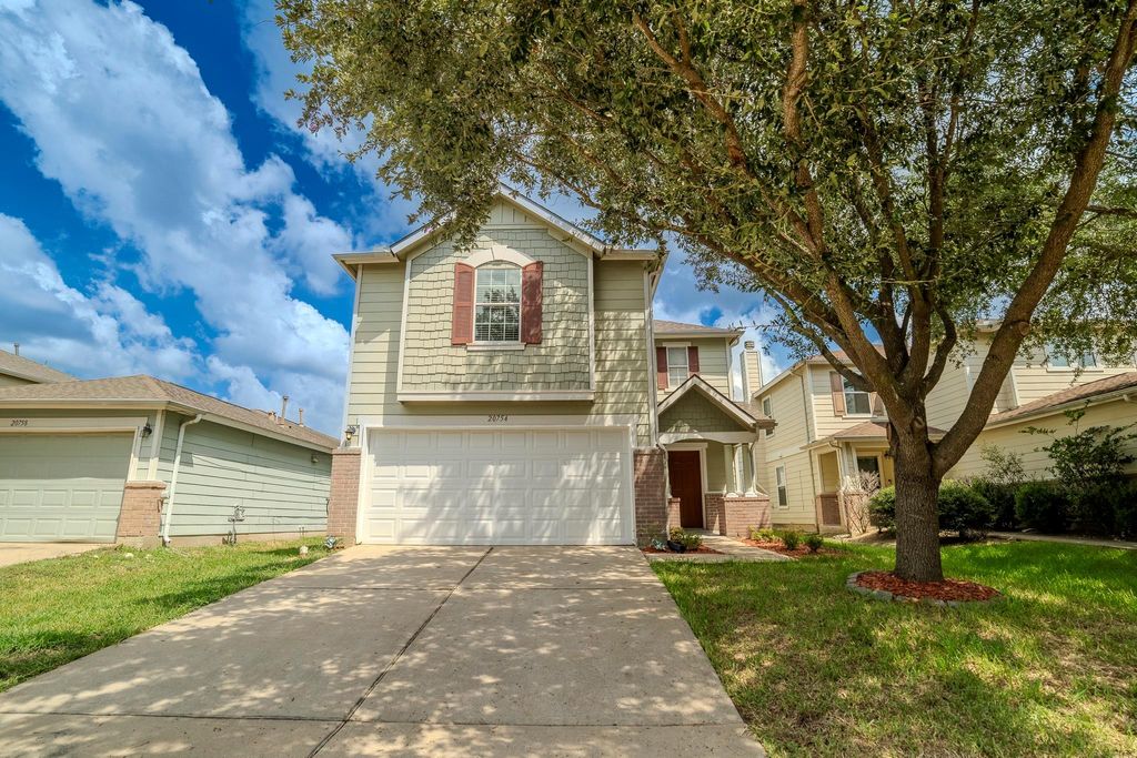 20754 Cypress Crescent Lane, Cypress, TX 77433