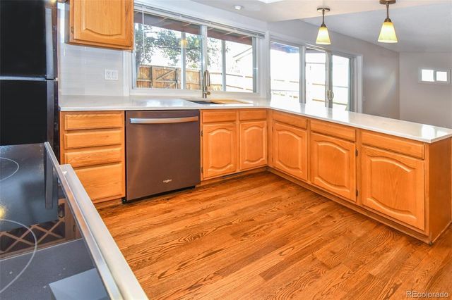 2889 Newark Place, Aurora, CO 80014