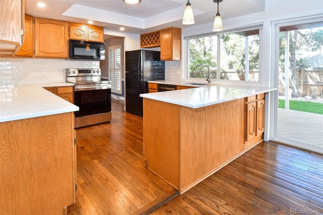 2889 Newark Place, Aurora, CO 80014