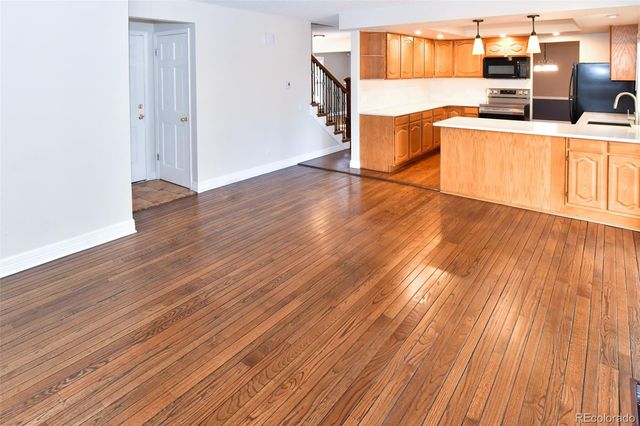 2889 Newark Place, Aurora, CO 80014