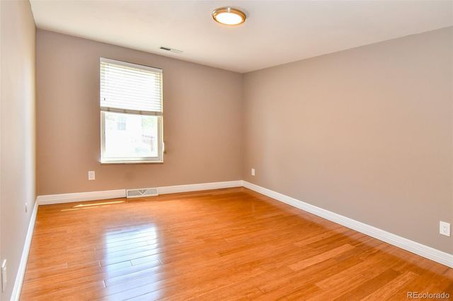 2889 Newark Place, Aurora, CO 80014