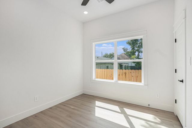 4825 Pederson Street A and B, Houston, TX 77033