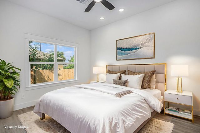 4825 Pederson Street A and B, Houston, TX 77033