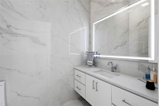 11907 Quincy Lane, Dallas, TX 75230