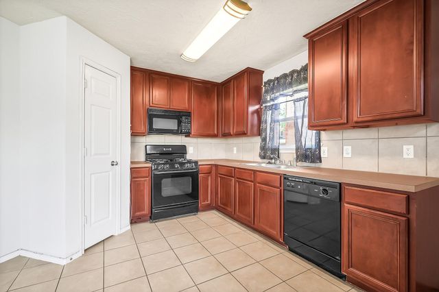 307 Gateship Drive, Houston, TX 77073