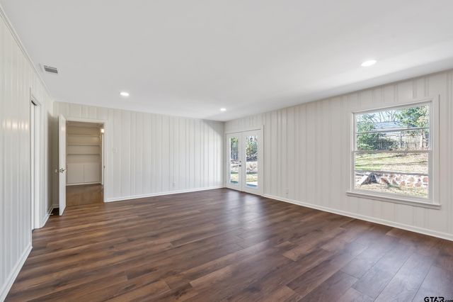 4211 Birdwell, Tyler, TX 75703