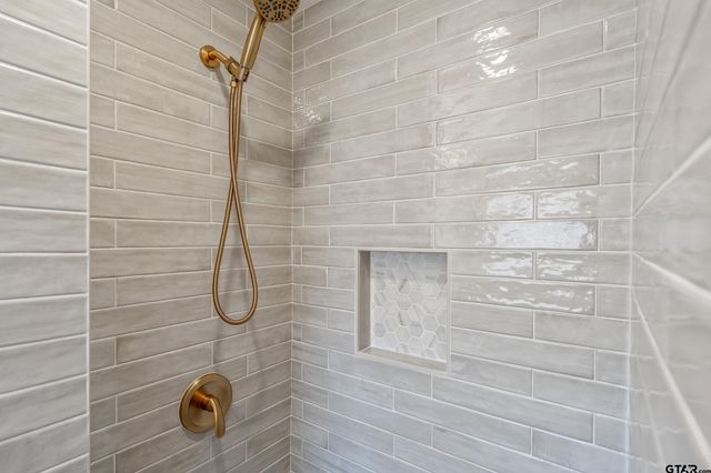 4211 Birdwell, Tyler, TX 75703