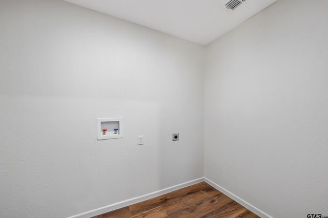 4211 Birdwell, Tyler, TX 75703