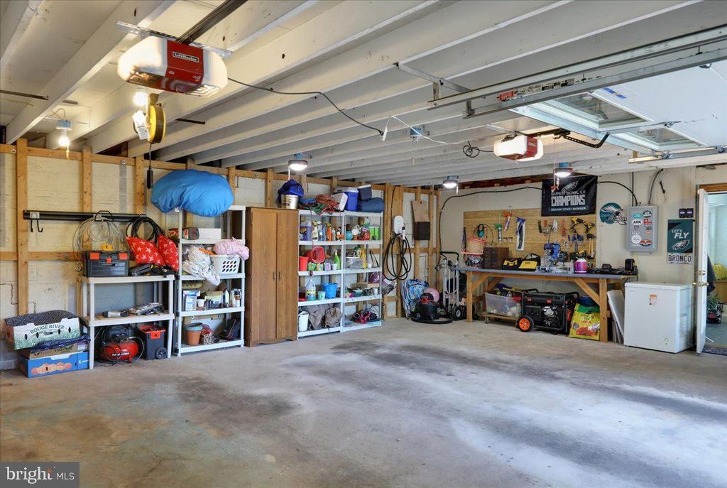 1940 RIDGE RD, Pottstown, PA 19465