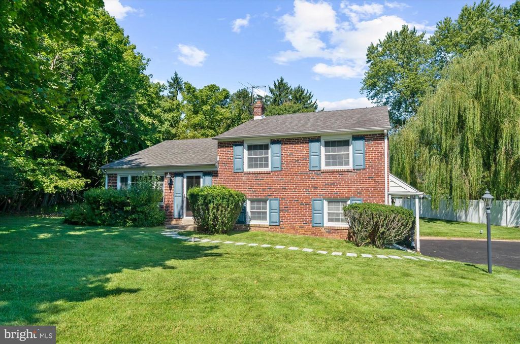 11 ANTHONY WAYNE DR, WAYNE, PA 19087 — photo 2
