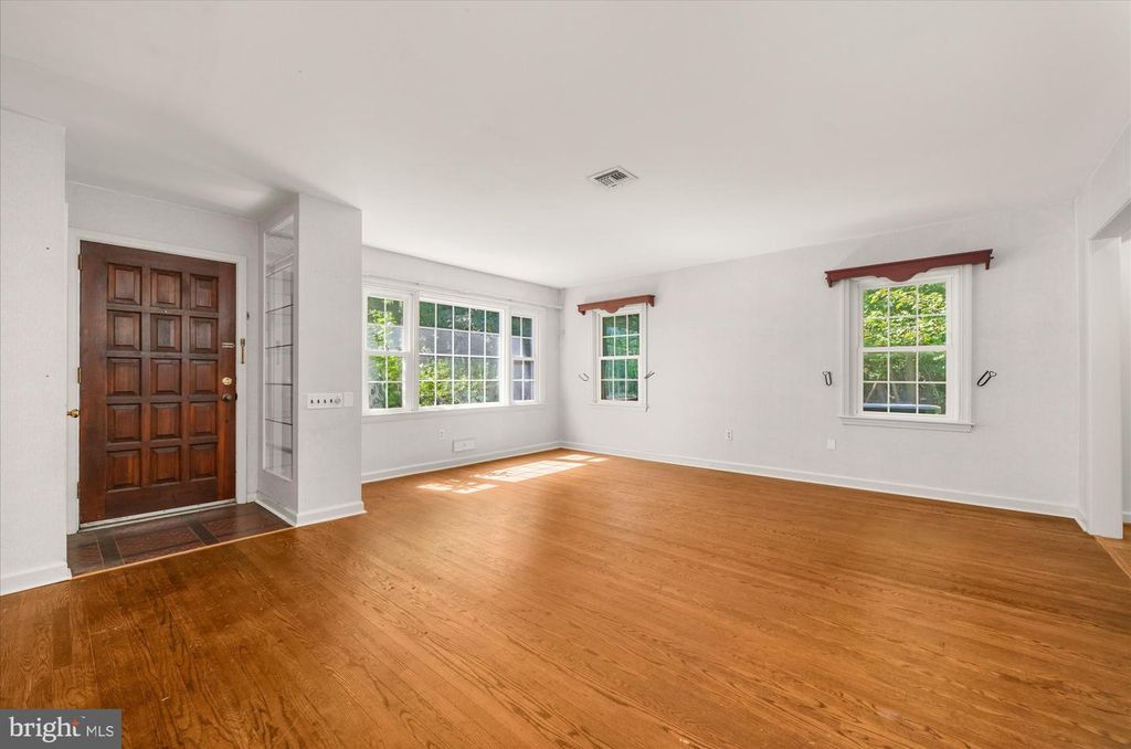 11 ANTHONY WAYNE DR, WAYNE, PA 19087 — photo 3