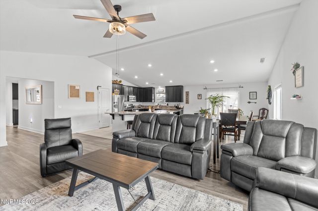 7400 Hundred Acre Drive, Reno, NV 89506