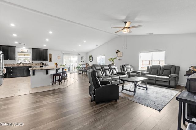 7400 Hundred Acre Drive, Reno, NV 89506