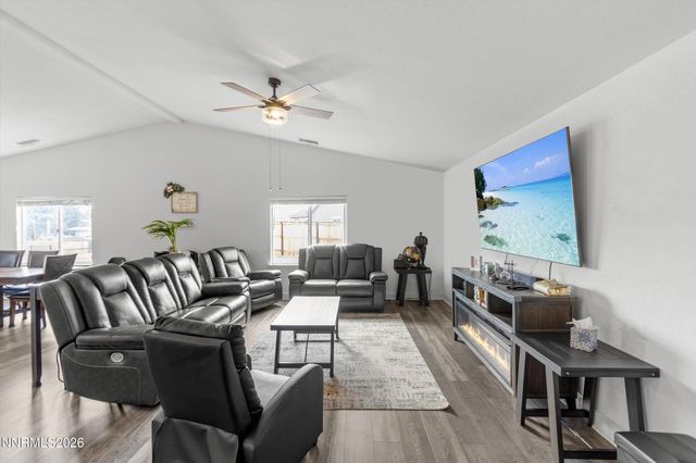 7400 Hundred Acre Drive, Reno, NV 89506