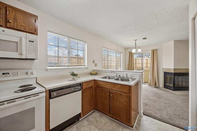 1155 Old Monrovia Road 9-D, Huntsville, AL 35806