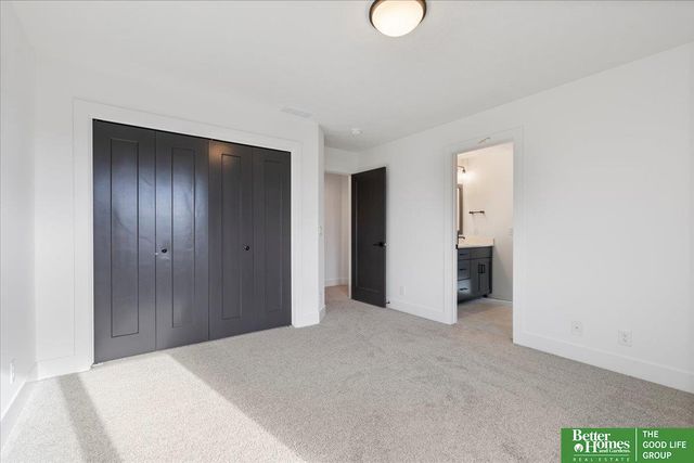 5709 N 198th Street, Omaha, NE 68022