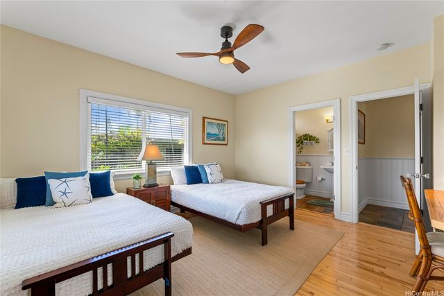 160 Ulupa Street, Kailua, HI 96734