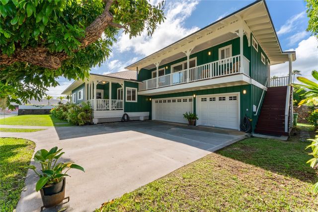 160 Ulupa Street, Kailua, HI 96734