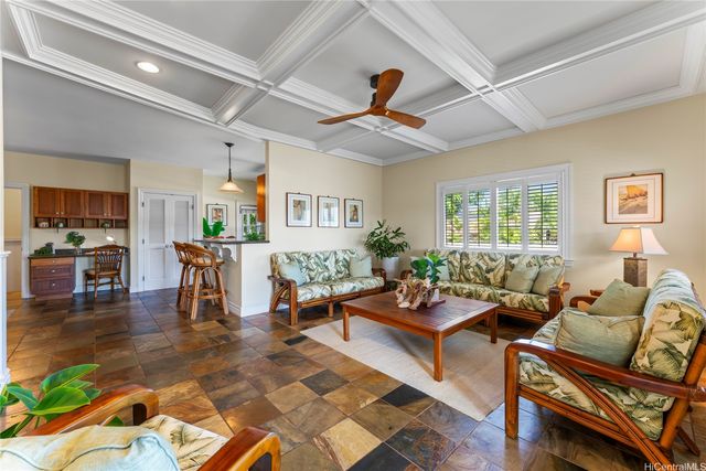 160 Ulupa Street, Kailua, HI 96734