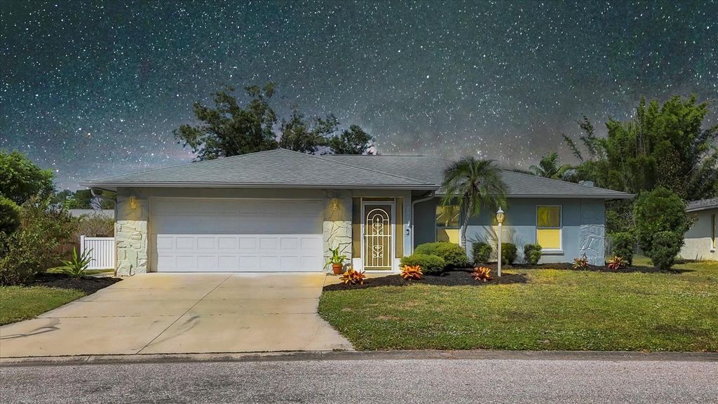 2017 COUNTRY MEADOWS LANE, Sarasota, FL 34235
