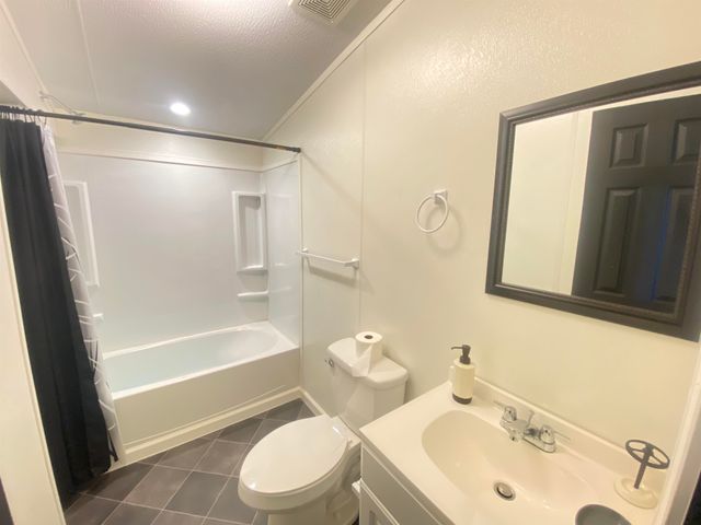 150 SUZANNE LN, Morris Chapel, TN 38361