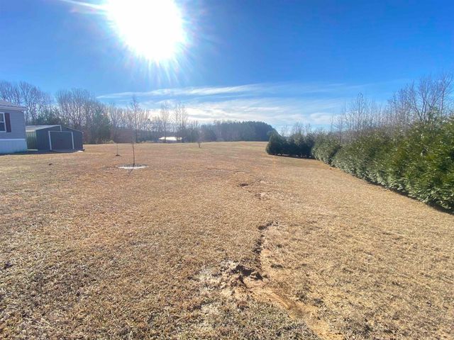 150 SUZANNE LN, Morris Chapel, TN 38361