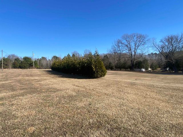 150 SUZANNE LN, Morris Chapel, TN 38361