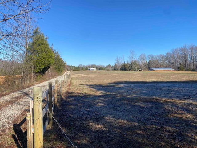 150 SUZANNE LN, Morris Chapel, TN 38361