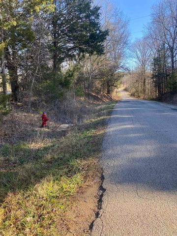 150 SUZANNE LN, Morris Chapel, TN 38361