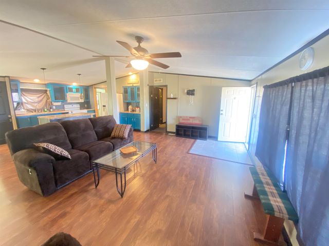 150 SUZANNE LN, Morris Chapel, TN 38361