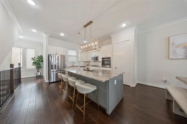 845 Fisher Street F, Houston, TX 77018