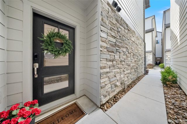 845 Fisher Street F, Houston, TX 77018