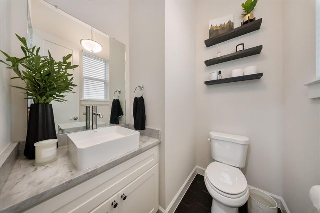 845 Fisher Street F, Houston, TX 77018