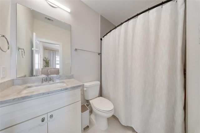 845 Fisher Street F, Houston, TX 77018