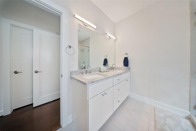 845 Fisher Street F, Houston, TX 77018