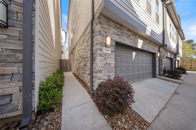 845 Fisher Street F, Houston, TX 77018