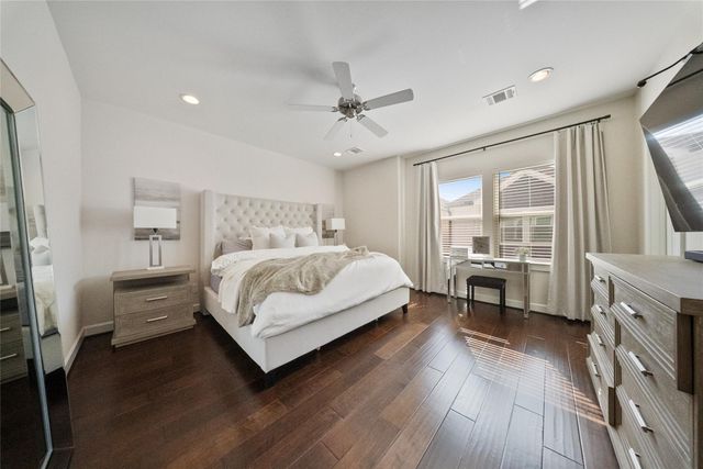 845 Fisher Street F, Houston, TX 77018