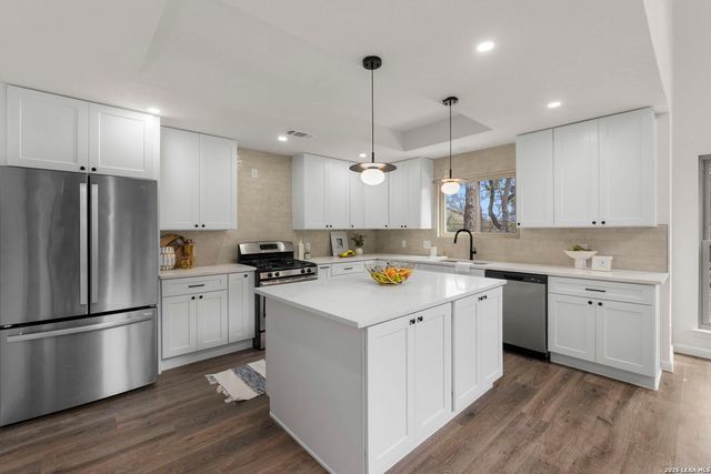 14330 Hill Prince, San Antonio, TX 78248