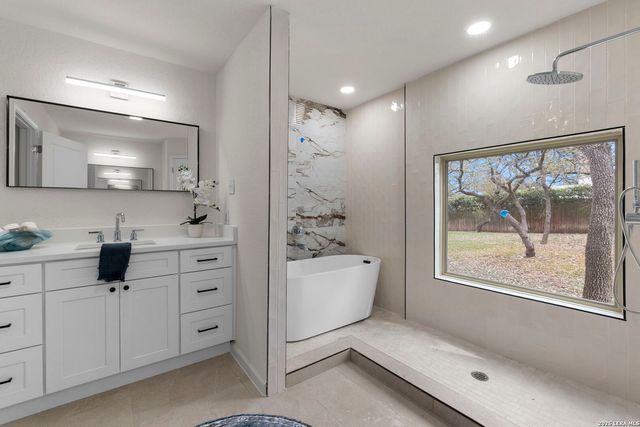 14330 Hill Prince, San Antonio, TX 78248