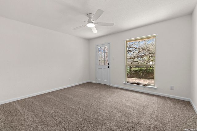 14330 Hill Prince, San Antonio, TX 78248