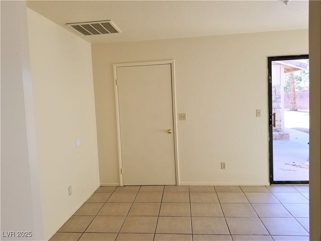 5465 West Meranto Avenue, Las Vegas, NV 89139